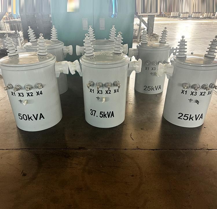 pole-mounted-transformer (1)